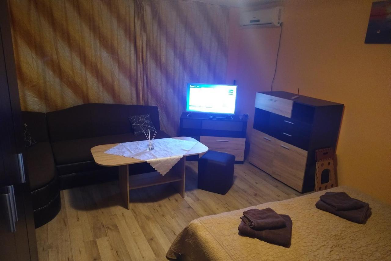 Apartament Edelvais Várna Kültér fotó